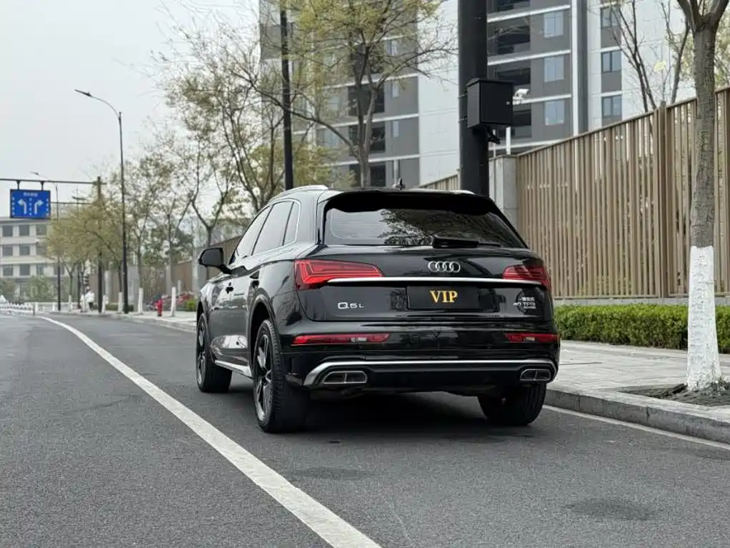 Audi Q5L — миниатюра 9