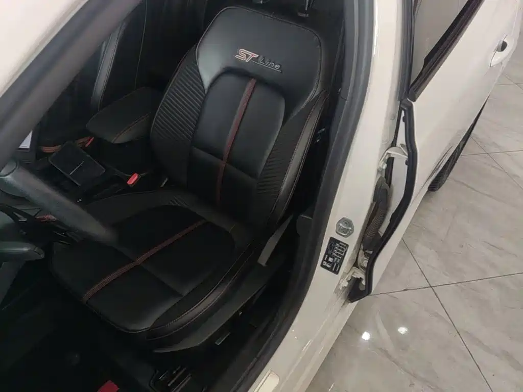 Ford Focus — миниатюра 15