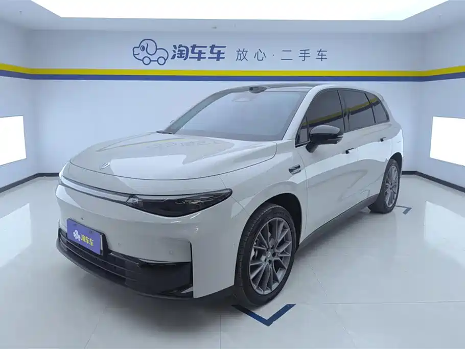 2025 Leapmotor C10 - zdjęcie 1 z 16