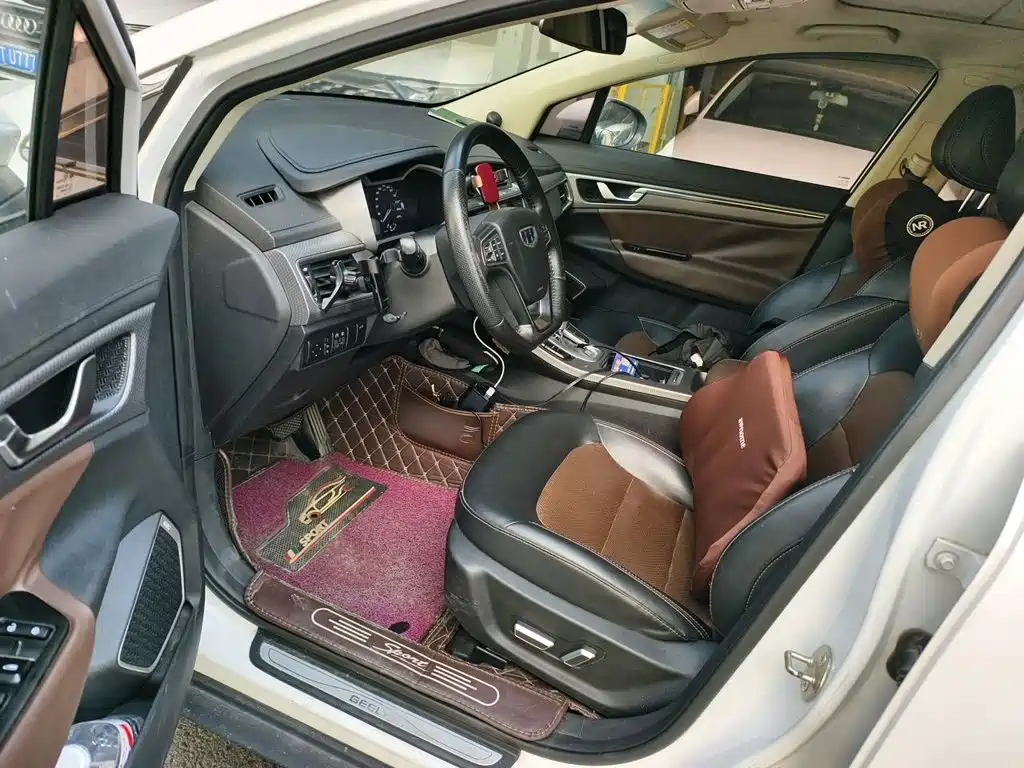 Geely Emgrand GS — миниатюра 14