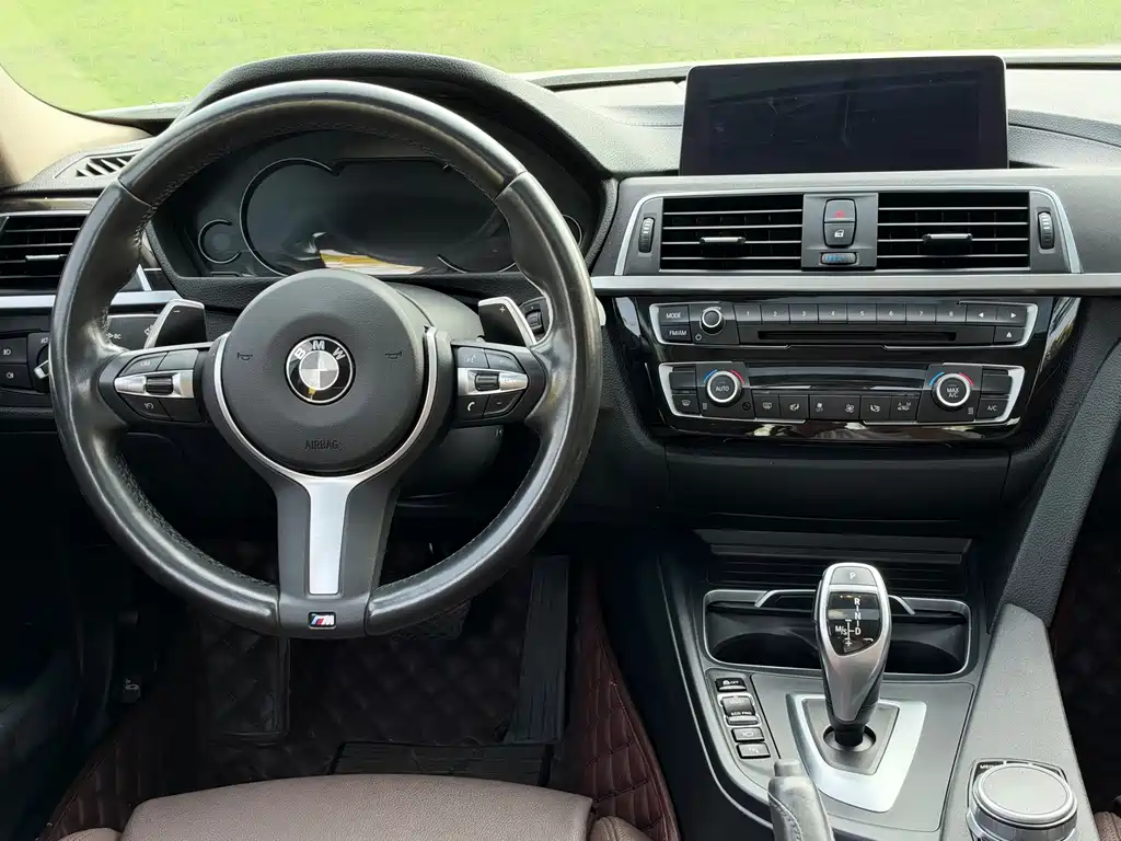 BMW 3 Series — миниатюра 12