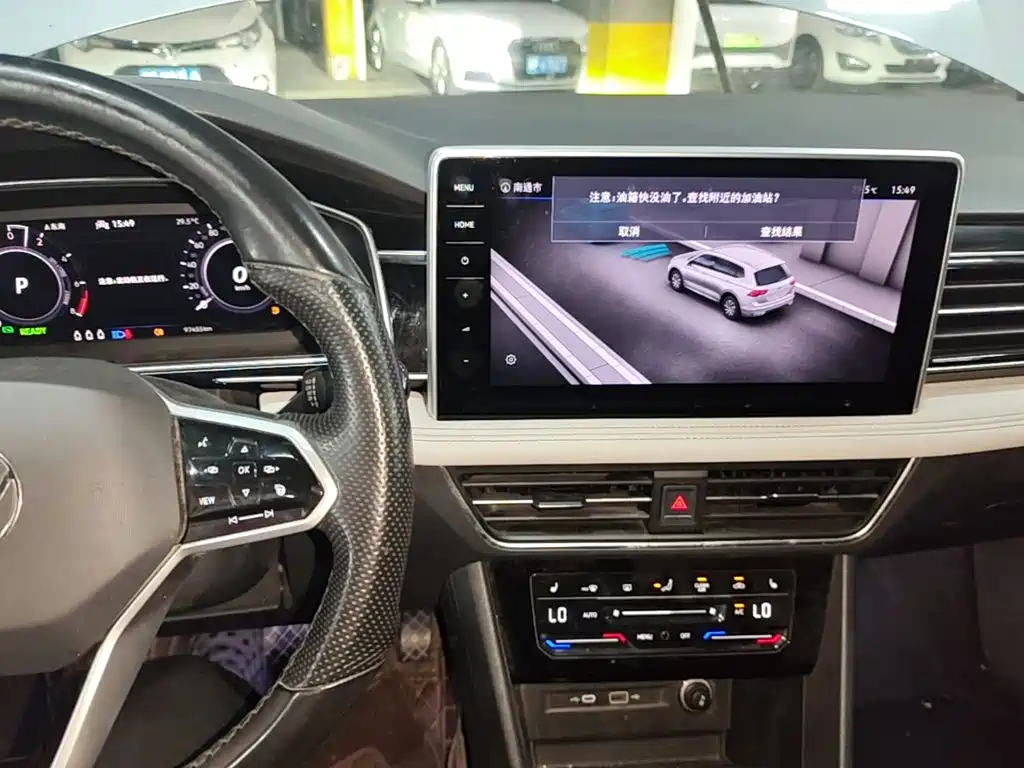 Volkswagen Tiguan L PHEV — миниатюра 13