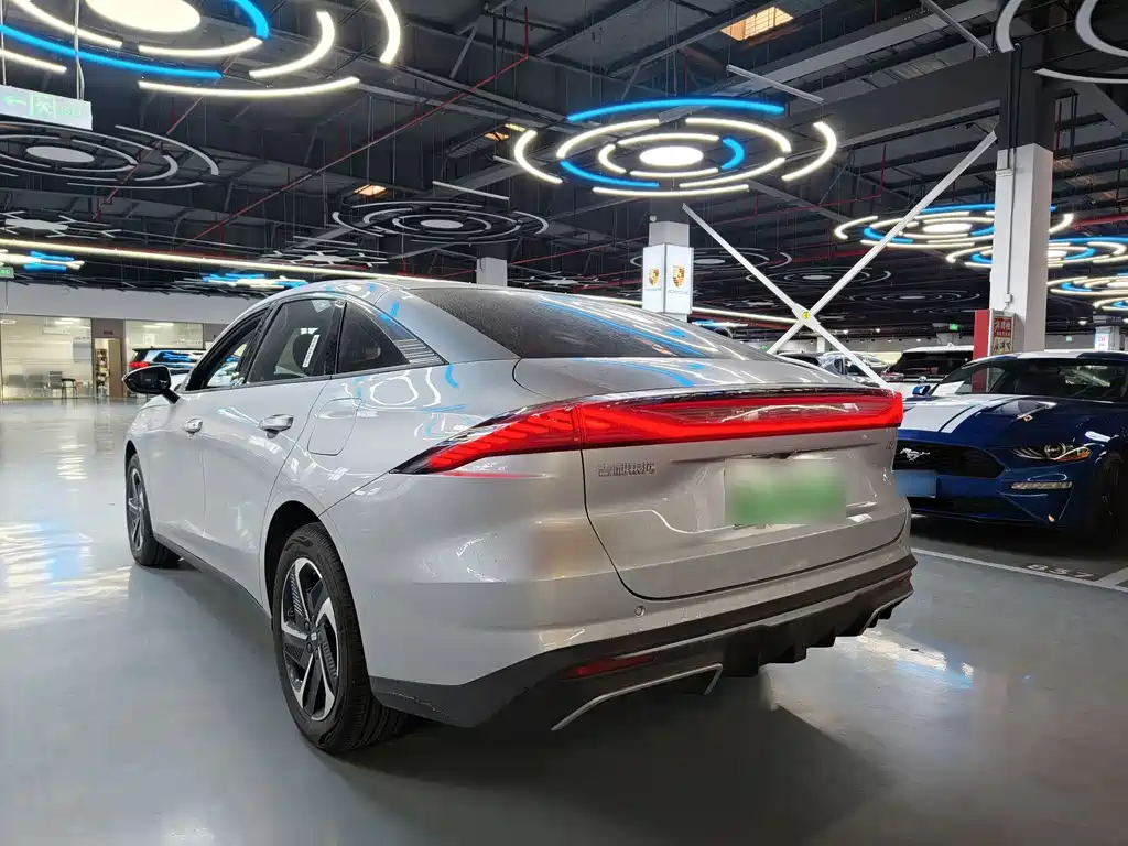 GEELY GALAXY GALAXY L6