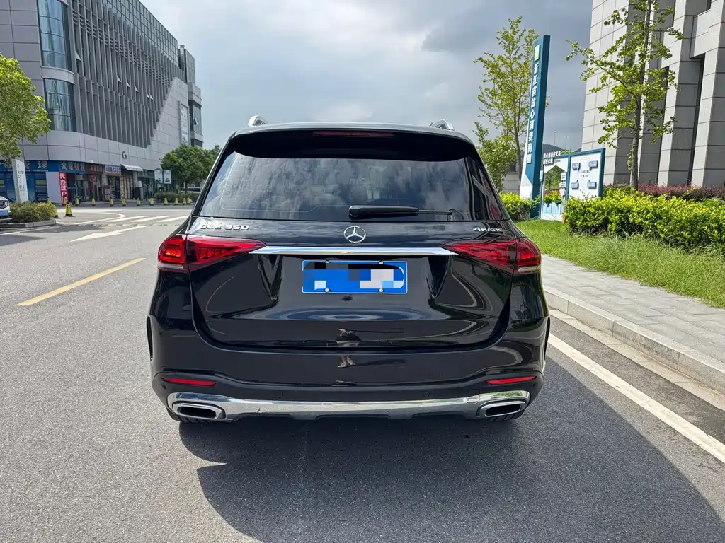 Mercedes-Benz GLE (Import) — миниатюра 4