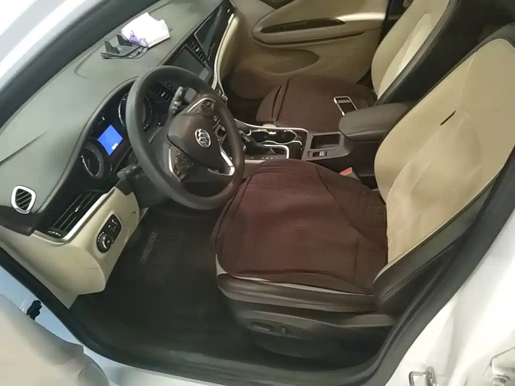 Buick Verano — миниатюра 15