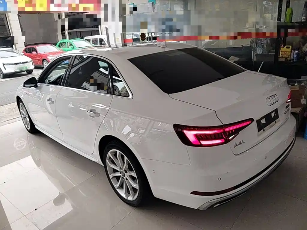 Audi A4L — миниатюра 5