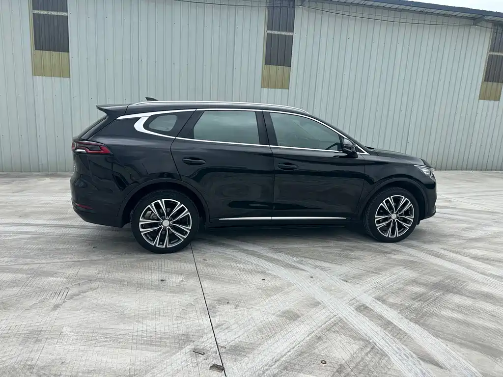 BYD Tang — миниатюра 7