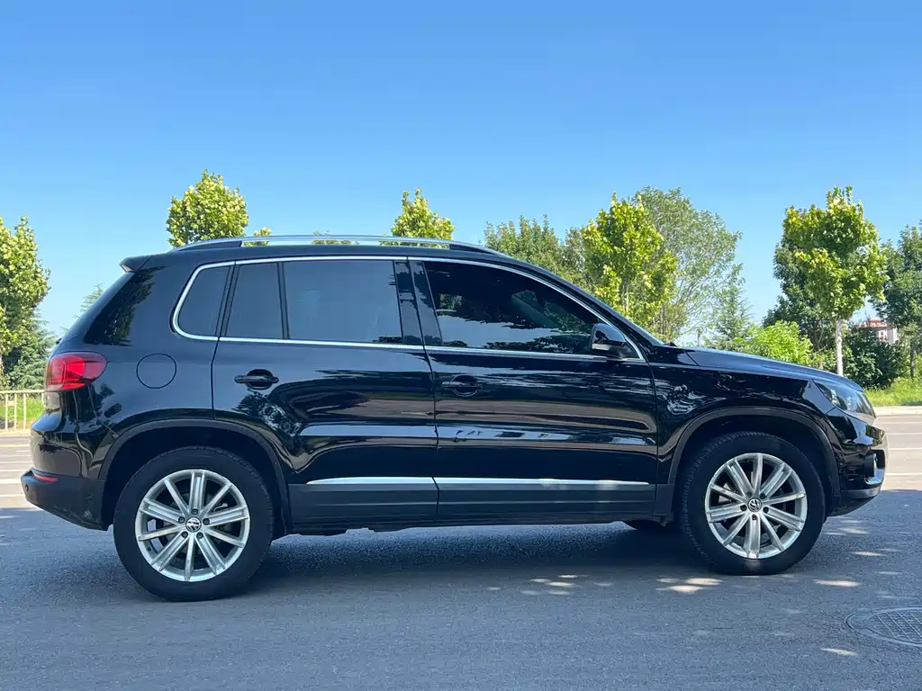 Volkswagen Tiguan — миниатюра 4