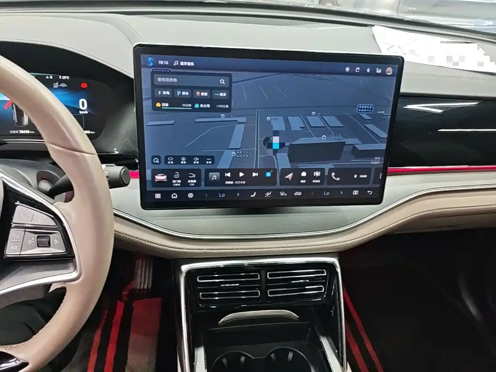 BYD Tang New Energy — миниатюра 13