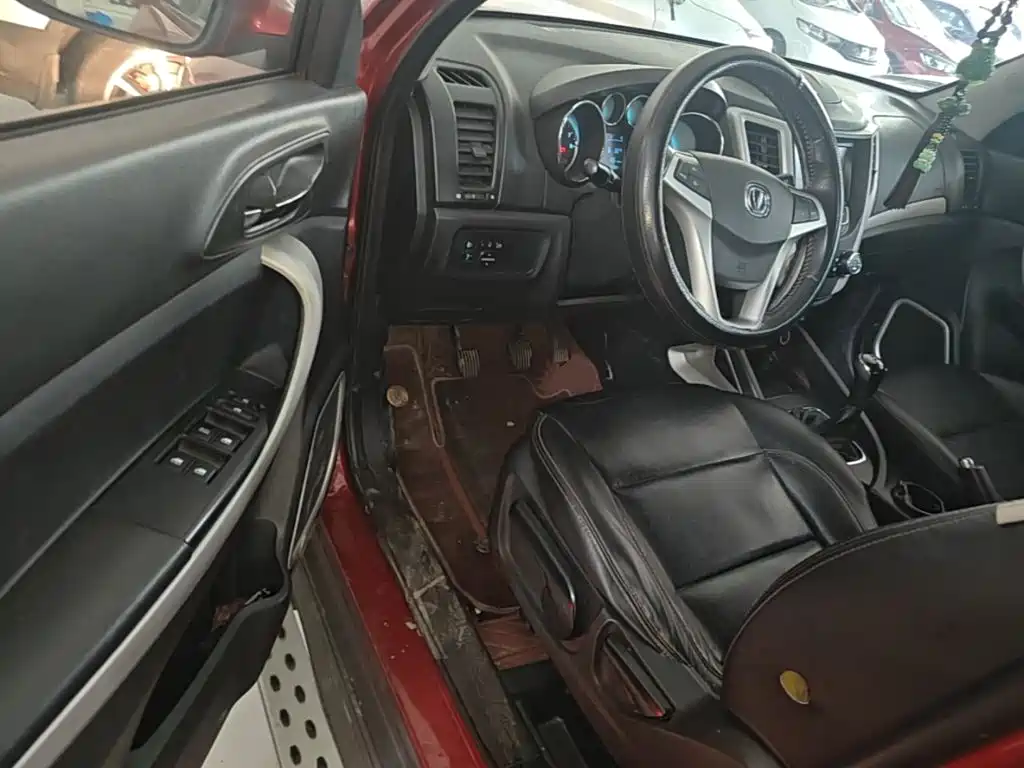 Changan CS35 — миниатюра 16