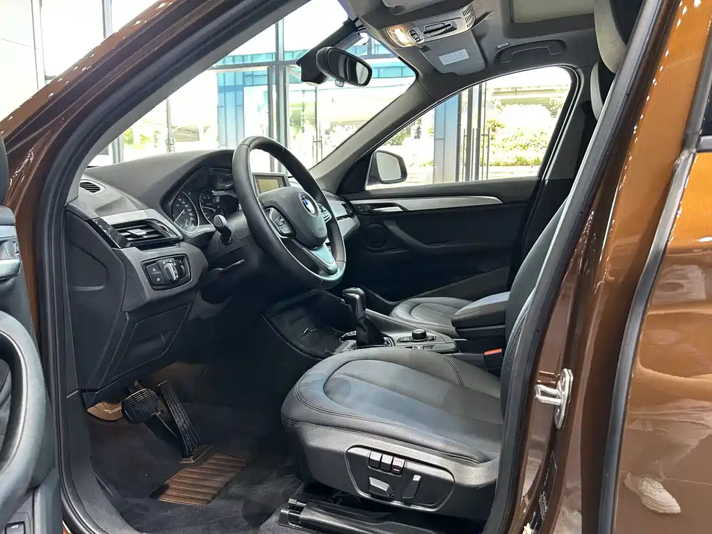BMW X1 — миниатюра 13