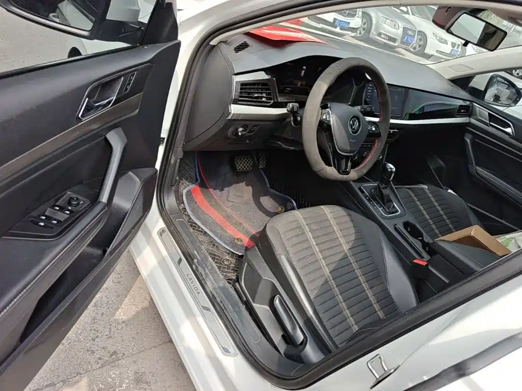 Volkswagen Lavida — миниатюра 16