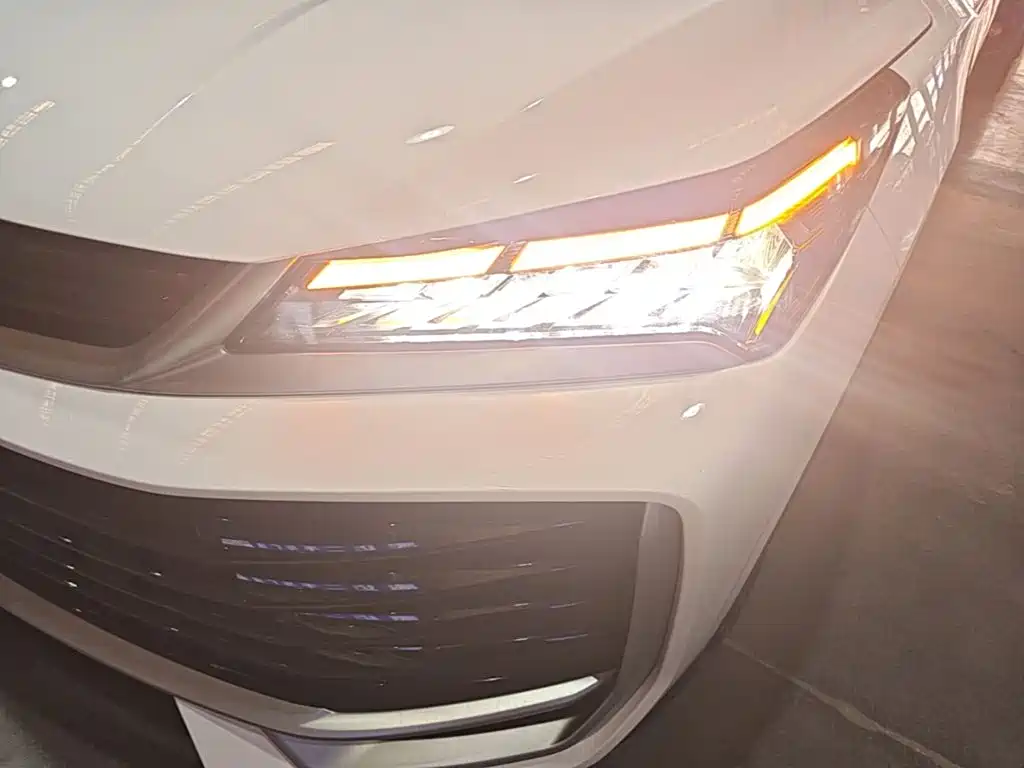 Geely Binyue — миниатюра 24