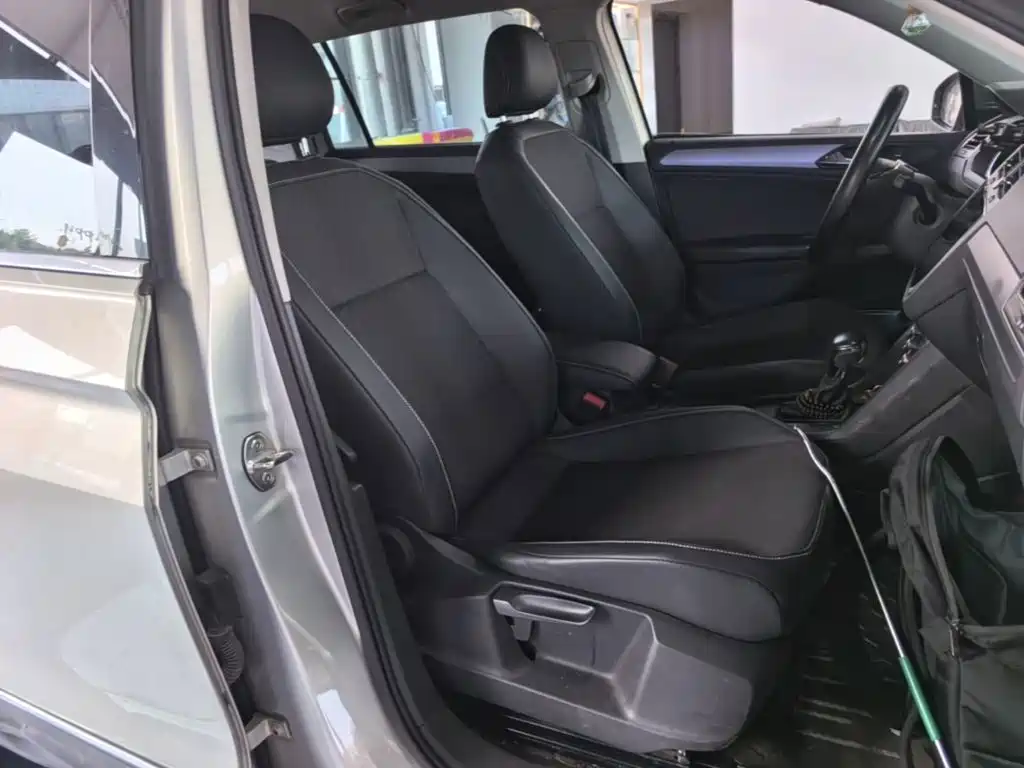 Volkswagen Tiguan L — миниатюра 25