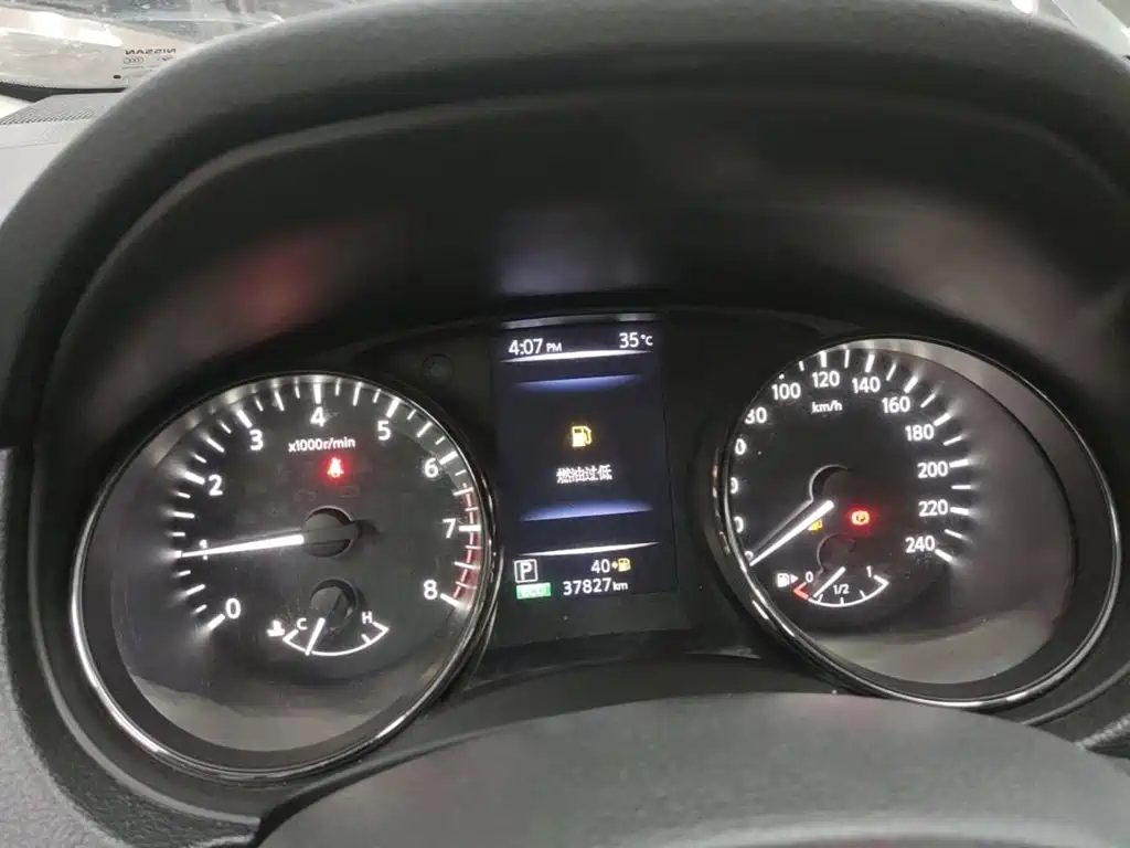 Nissan X-Trail — миниатюра 12