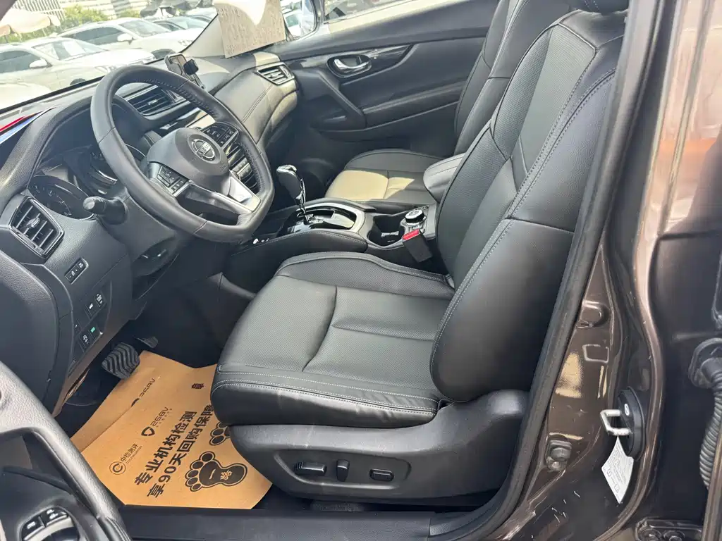 Nissan X-Trail — миниатюра 4