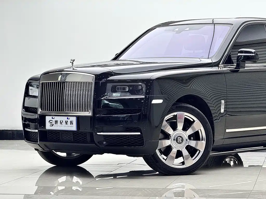 Rolls-Royce Cullinan 2018 мест