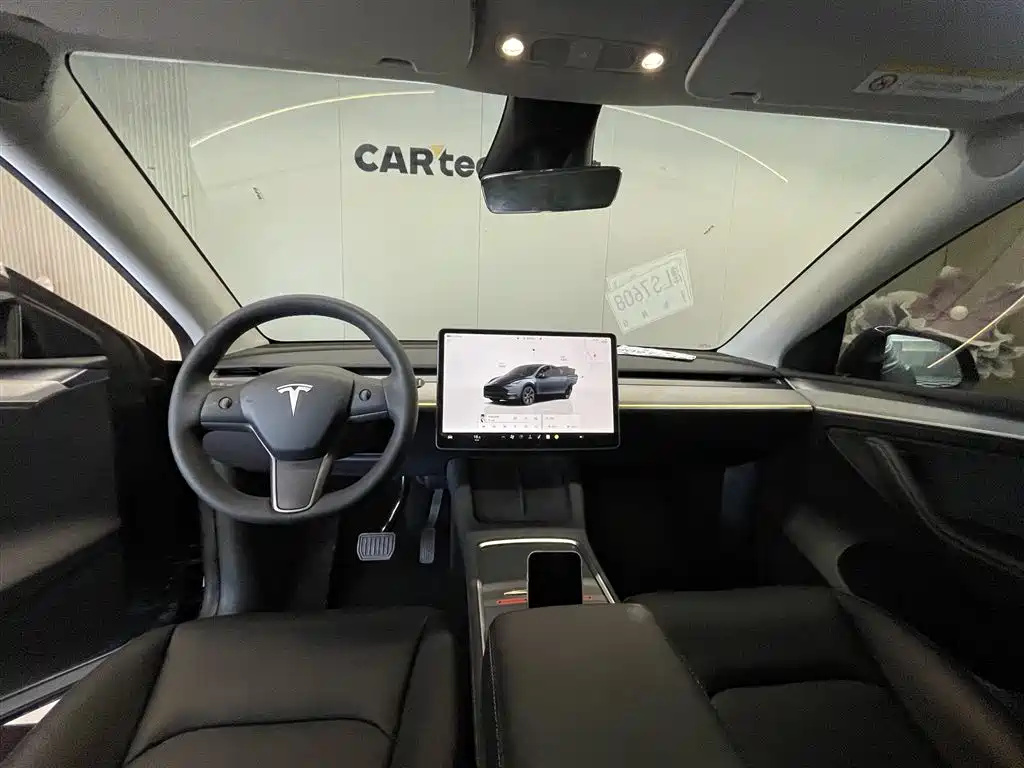 Tesla Model Y — фотографии объявления, Фото 12