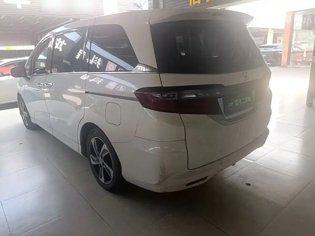 Honda Odyssey — миниатюра 5