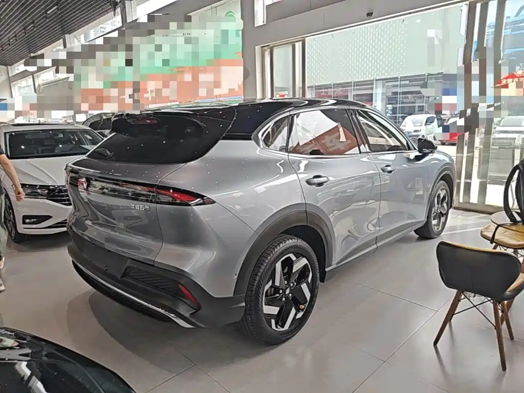 Baojun Yunhai — миниатюра 7