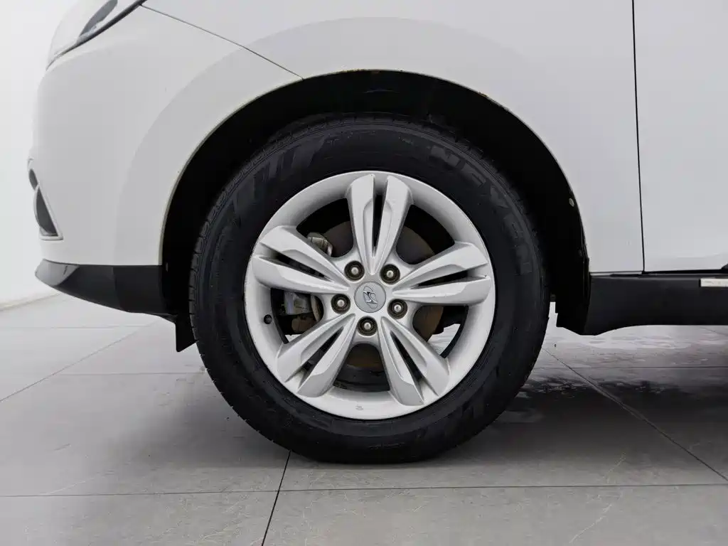 Hyundai ix35 — миниатюра 17