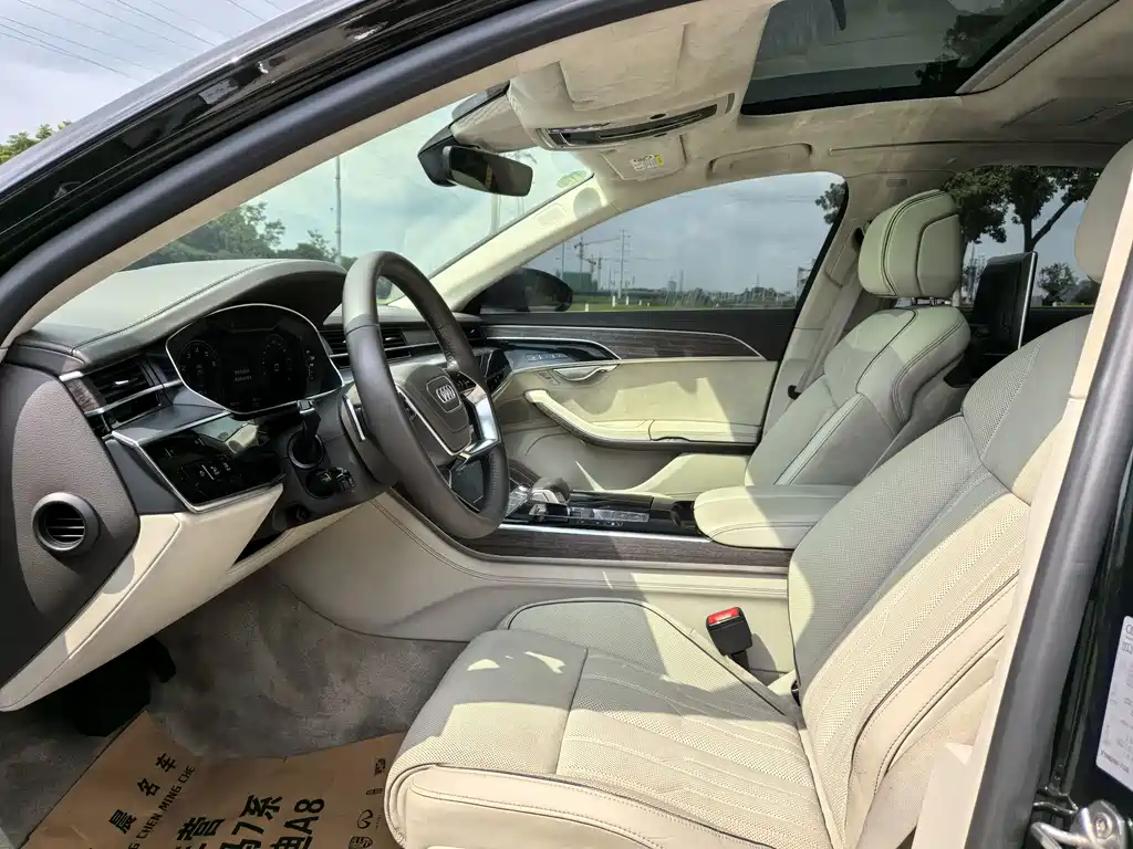 Audi A8 — миниатюра 12