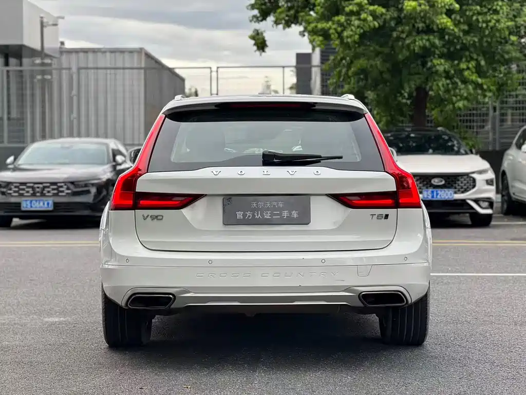 Volvo V90 — миниатюра 5