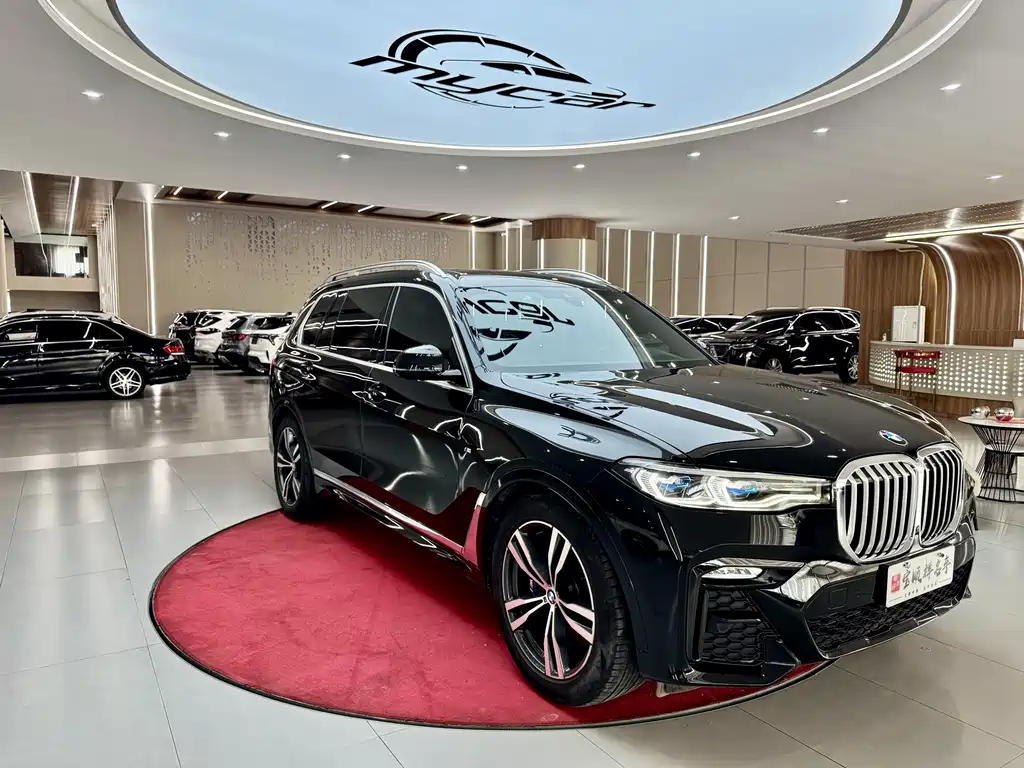 BMW X7 — миниатюра 3