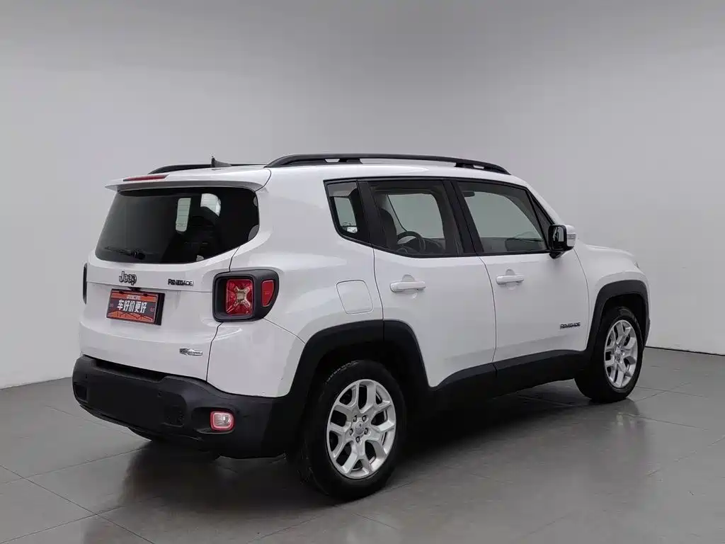 Jeep Renegade — миниатюра 2