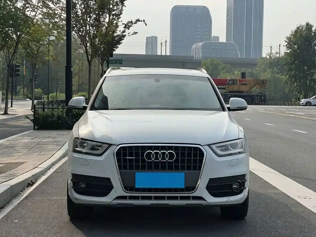 Audi Q3 — миниатюра 2