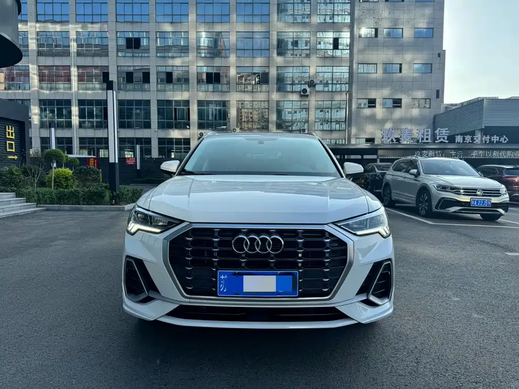Audi Q3 2019