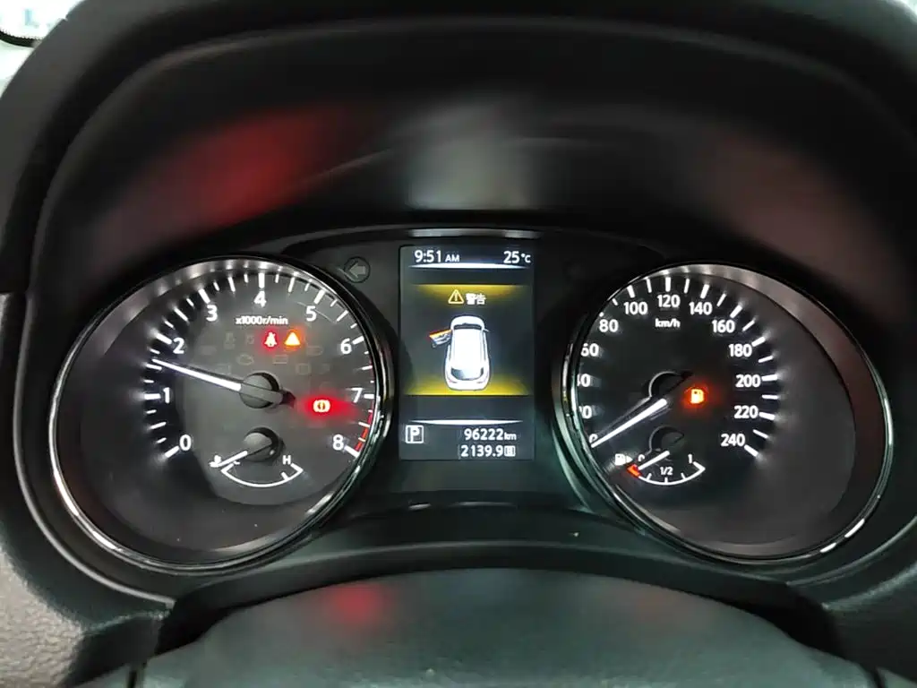 Nissan Qashqai — миниатюра 12