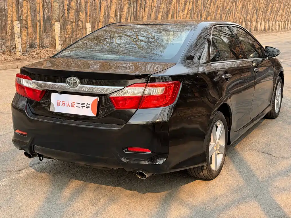 Toyota Camry — миниатюра 7