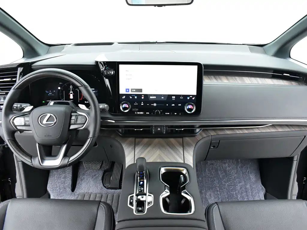 Lexus LM — миниатюра 6