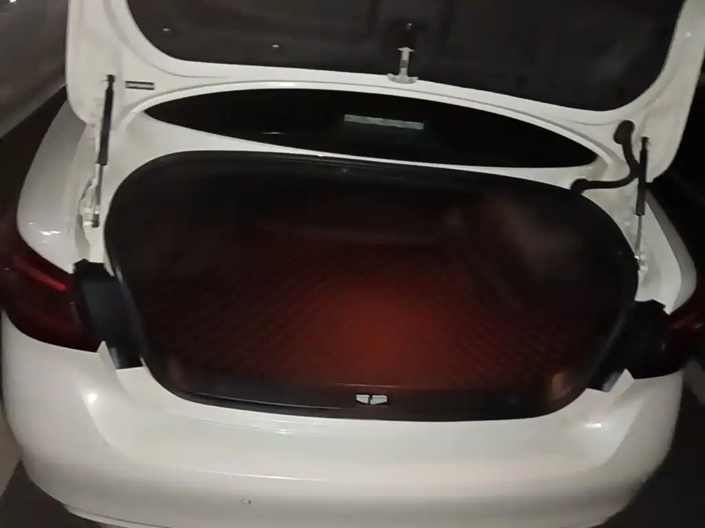 Infiniti Q50L — миниатюра 19