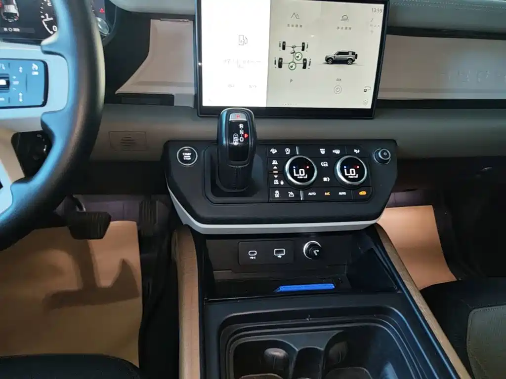 Land Rover Defender — миниатюра 14