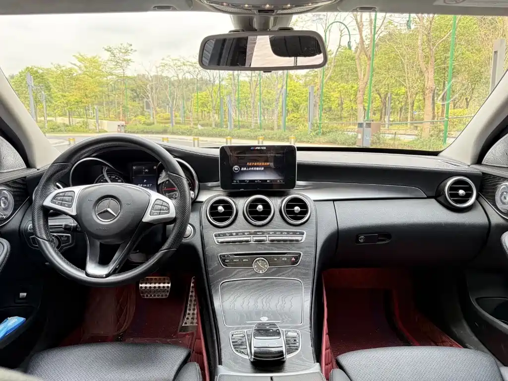 Mercedes-Benz C-Class — миниатюра 6