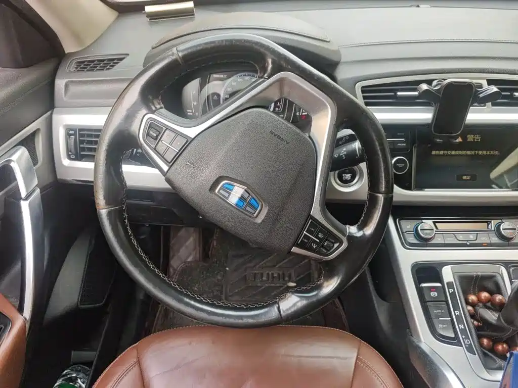 Geely Boyue — миниатюра 11