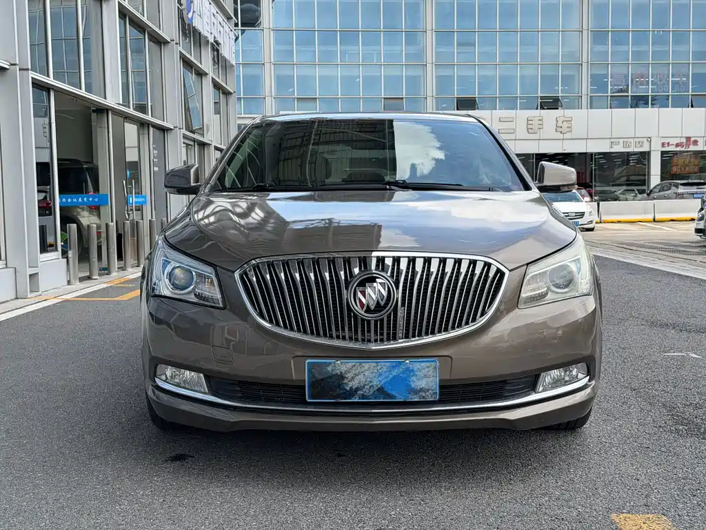 Buick LaCrosse — миниатюра 2