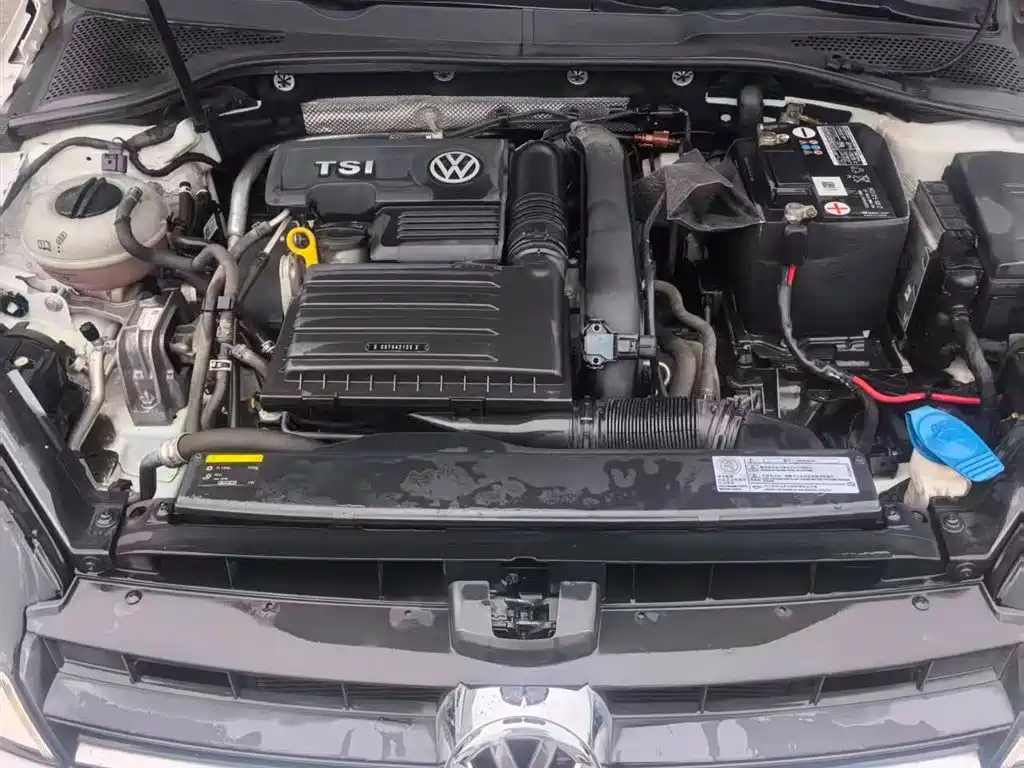 Volkswagen Golf — миниатюра 5