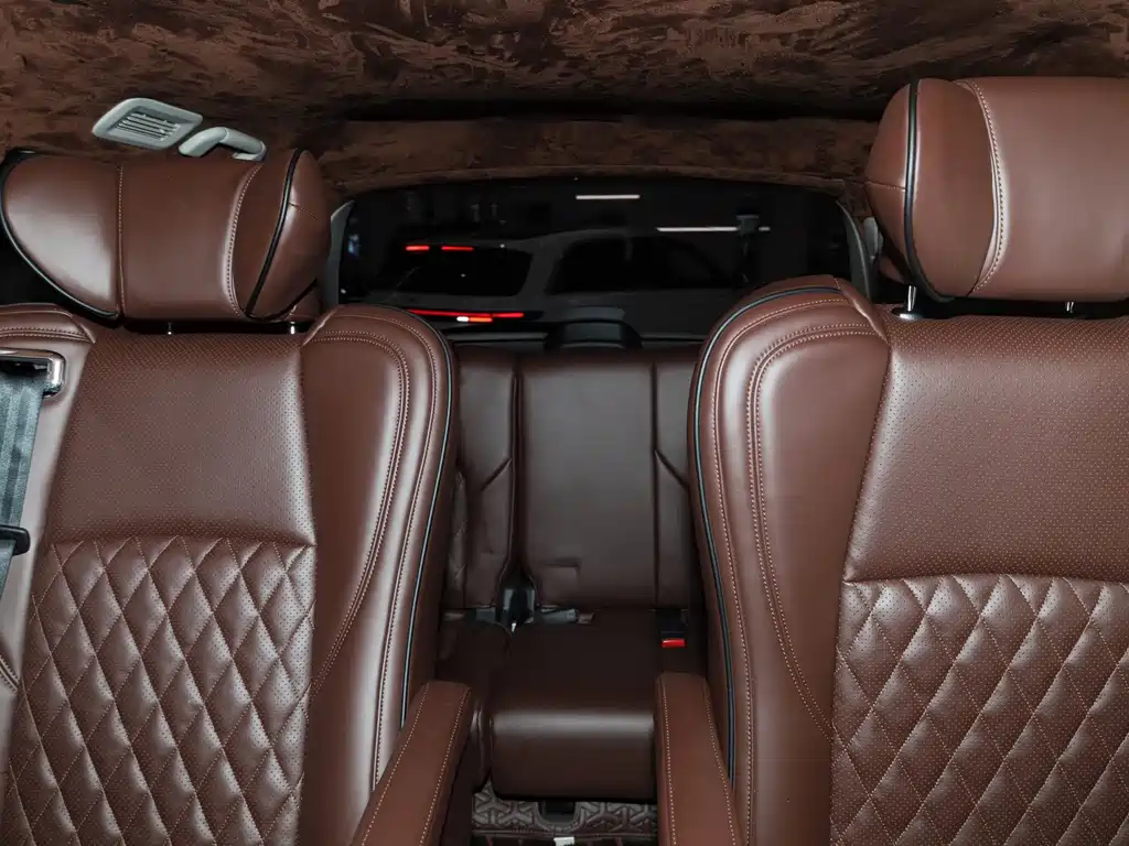 Nissan Patrol — миниатюра 29