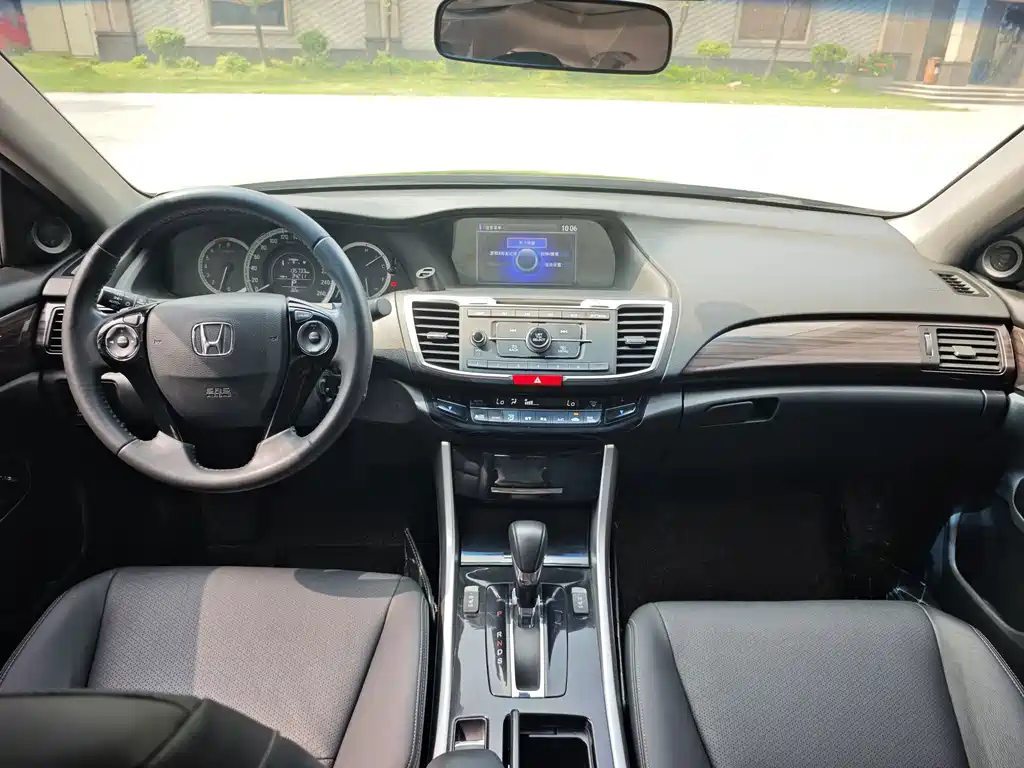 Honda Accord — миниатюра 15