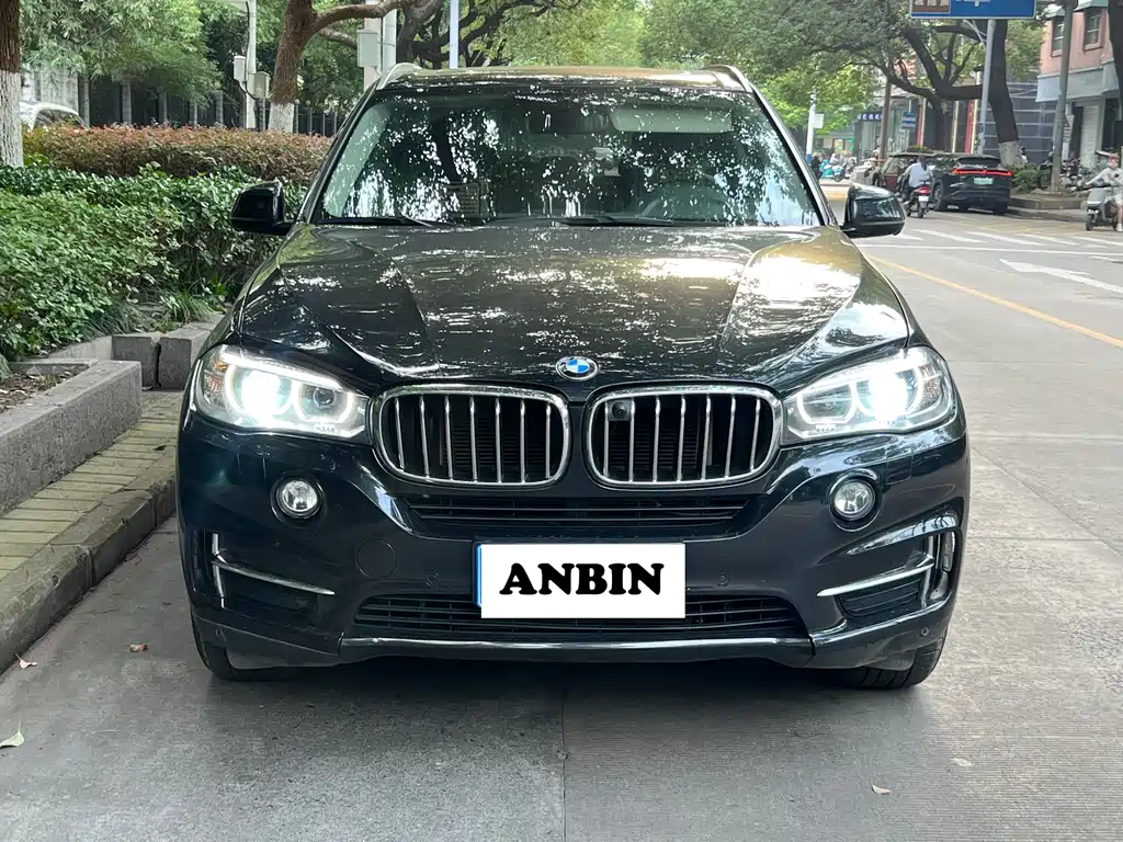 BMW X5 2018 xDrive28i