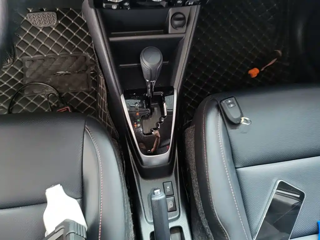 Toyota Yaris L — миниатюра 14