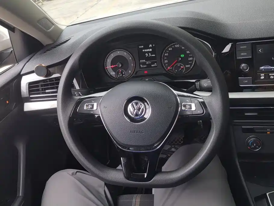 Volkswagen Lavida — миниатюра 15