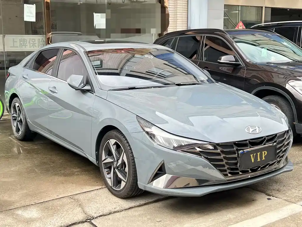 Hyundai Elantra — миниатюра 3