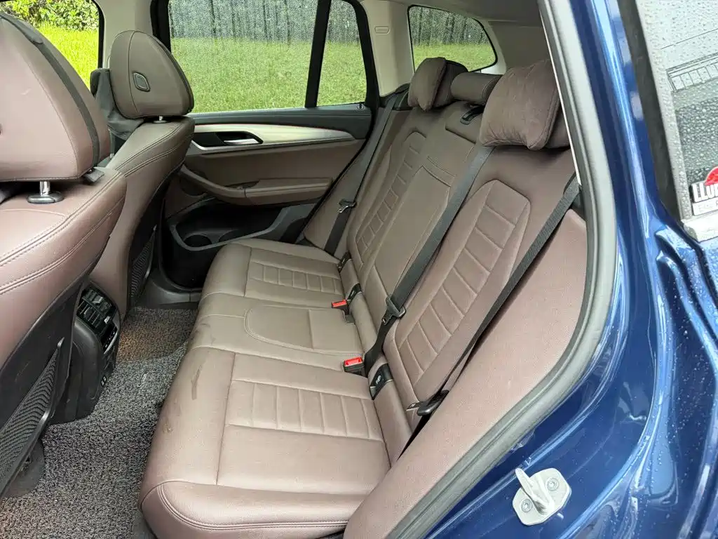 BMW iX3 — миниатюра 12