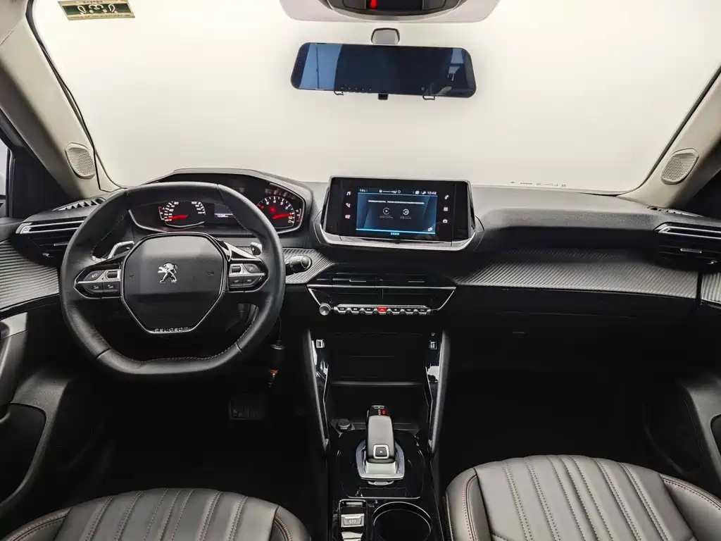 Peugeot 2008 — миниатюра 13