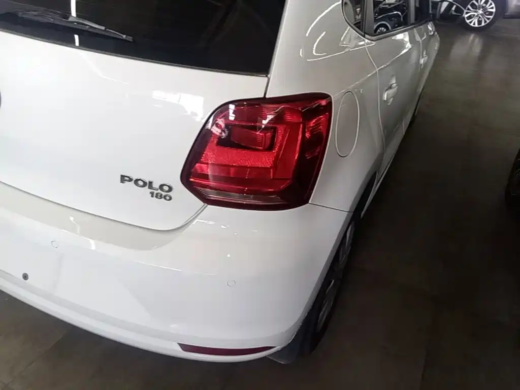 Volkswagen Polo — миниатюра 8