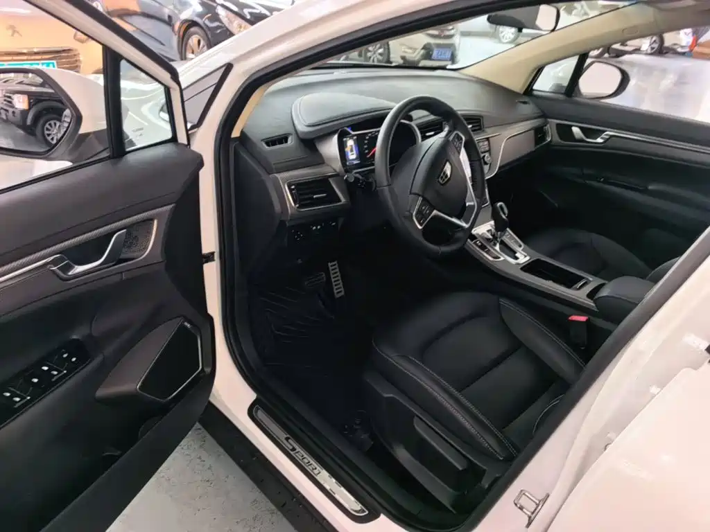 Geely Emgrand GS — миниатюра 16
